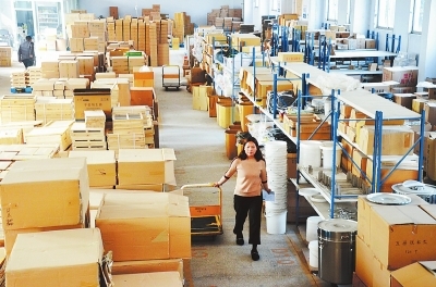 許昌跨境電商發展勢頭強勁 企業突破2000家，交易額穩居全省第二，實業投資熱潮興起